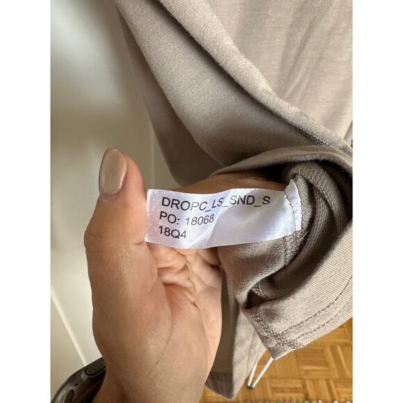 BYLT Men's Dropcut Long Sleeve Shirt, Size S, EUC - Picture 5 of 5